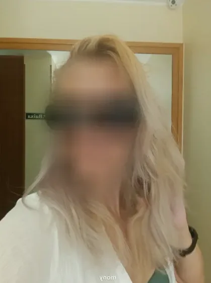 Chiara, 39