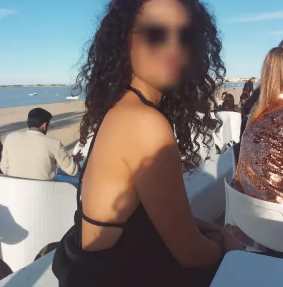 Fiona, 31