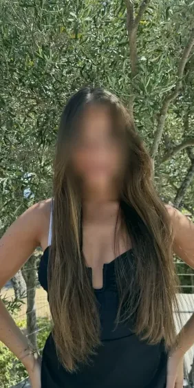 Fiona, 35