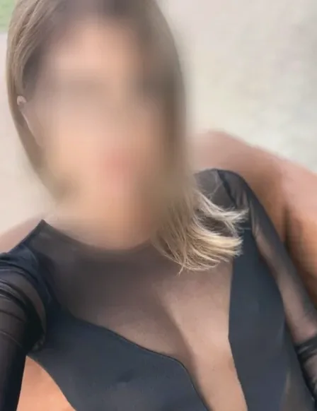 Simone, 29