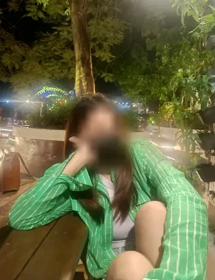 Svenja, 28